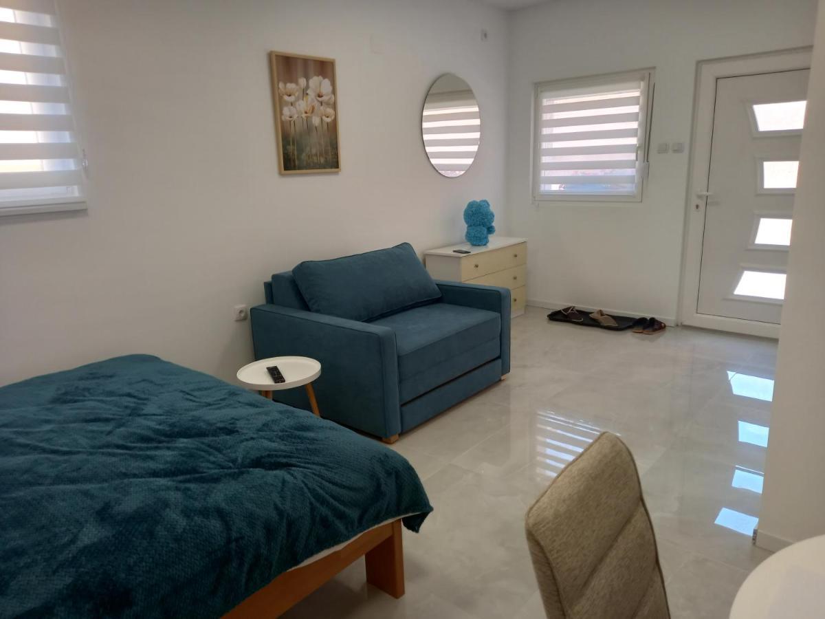 Leda Apartmani Semendria Exterior foto